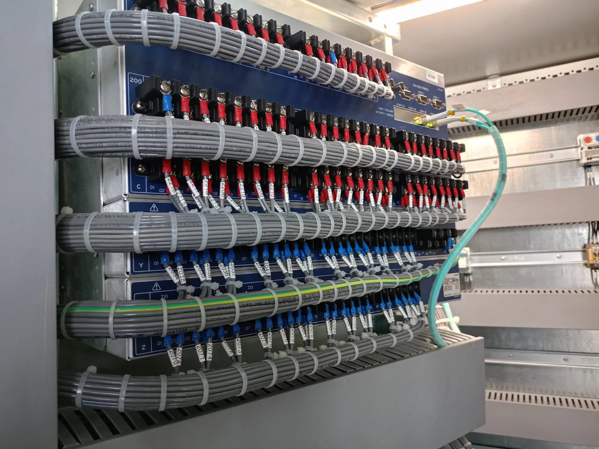 Diseño y Suministro de Tableros de Control y Protección para la Subestación de 115 kV Viloma — ELFEC